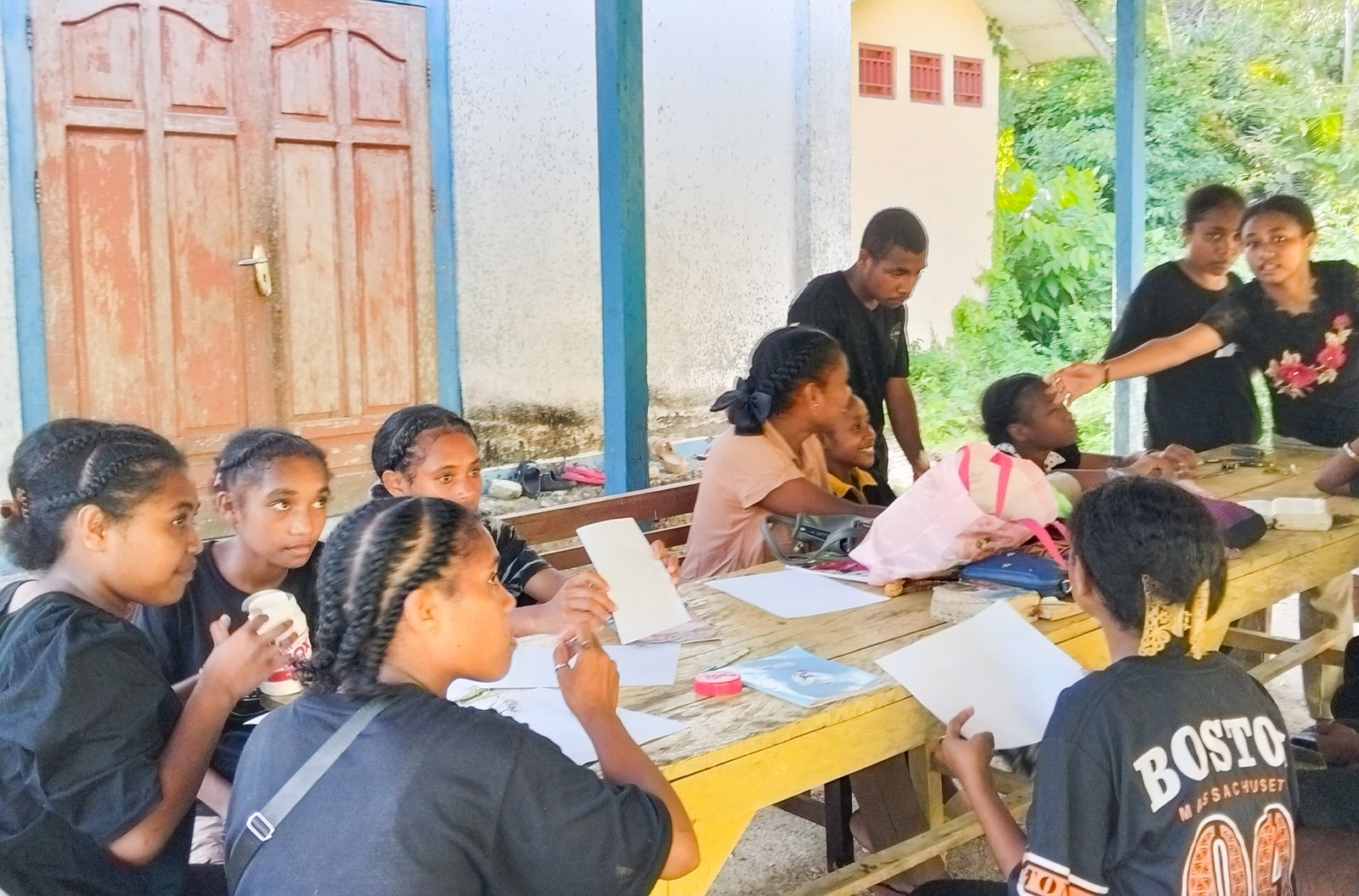 Menjelang Jumat Agung, Sekolah Minggu Jemaat Karmel Bosnik Gelar Sekolah Alkitab