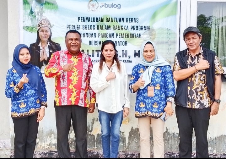 Layanan Kesehatan Gratis dan Bantuan Beras untuk Lansia Digelar di Biak Kota