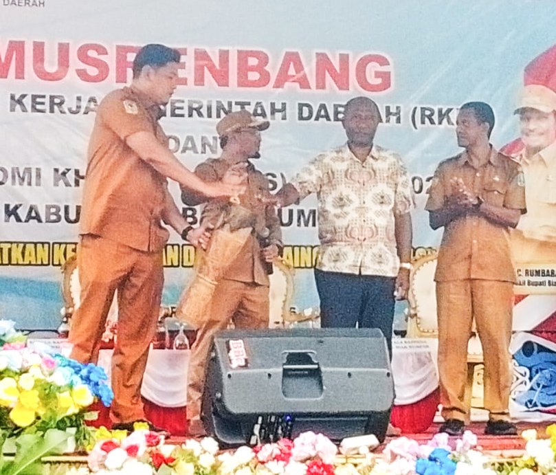 Wabup Biak Resmi Tutup Musrenbang RKPD dan Otsus 2027, Tekankan Pembangunan Berbasis Aspirasi Rakyat