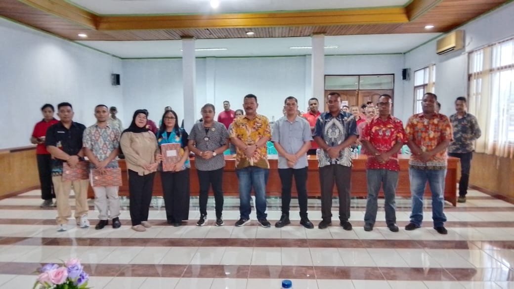 Sekretariat DPRK Biak Numfor Gelar Serah Terima Jabatan Pejabat Pengawas