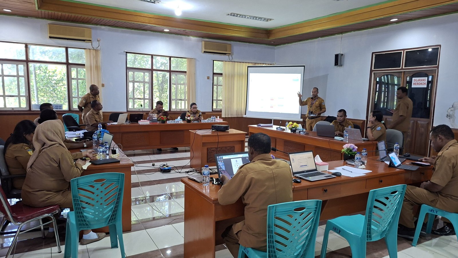 Penyelesaian Disparitas Data ASN dan Penerapan e-Kinerja Dibahas di Sekretariat DPRK Biak
